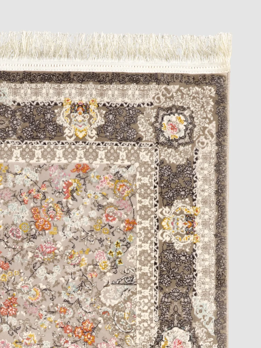 Farah - Image 4