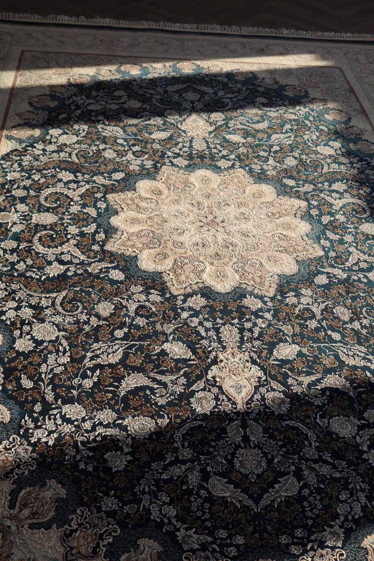 Leyla tapijt in een interieur